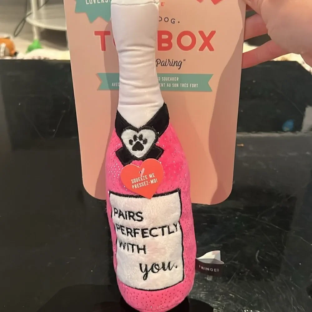 NWT Dog’s toy bottle pink